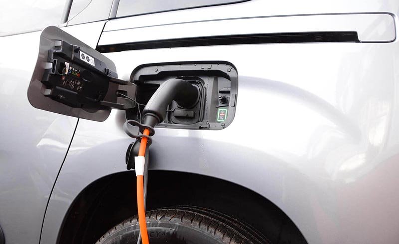 Citroen-eBerlingo-Charging